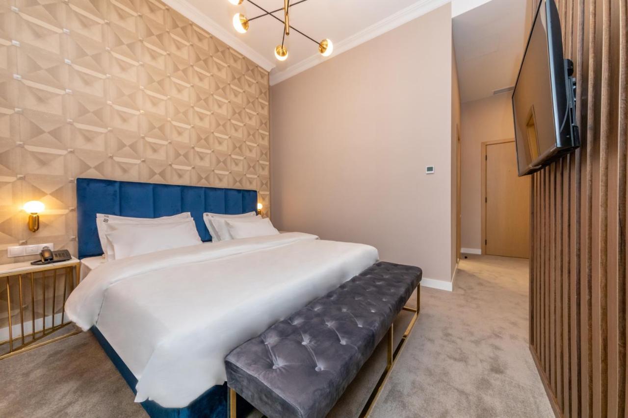 Newport Hotel クタイシ エクステリア 写真