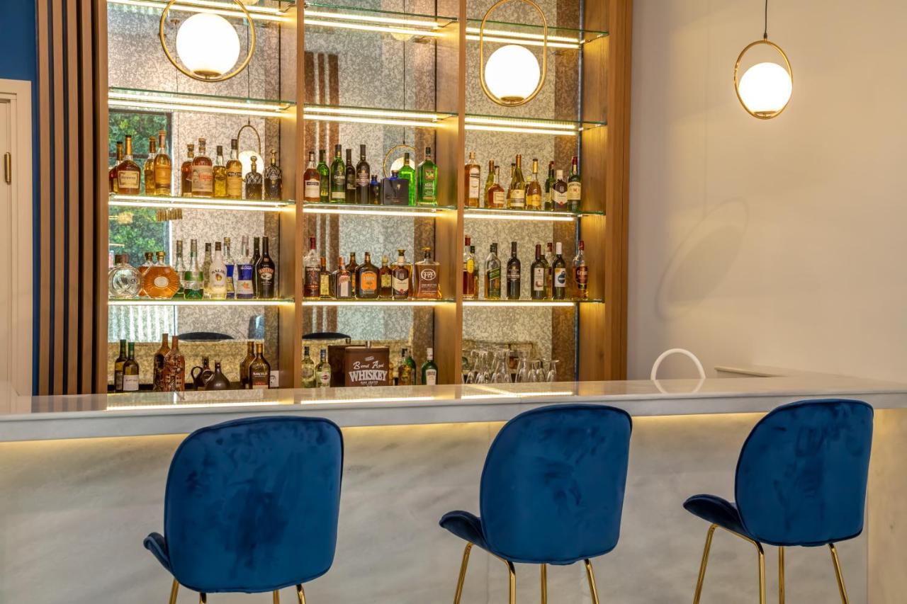Newport Hotel クタイシ エクステリア 写真