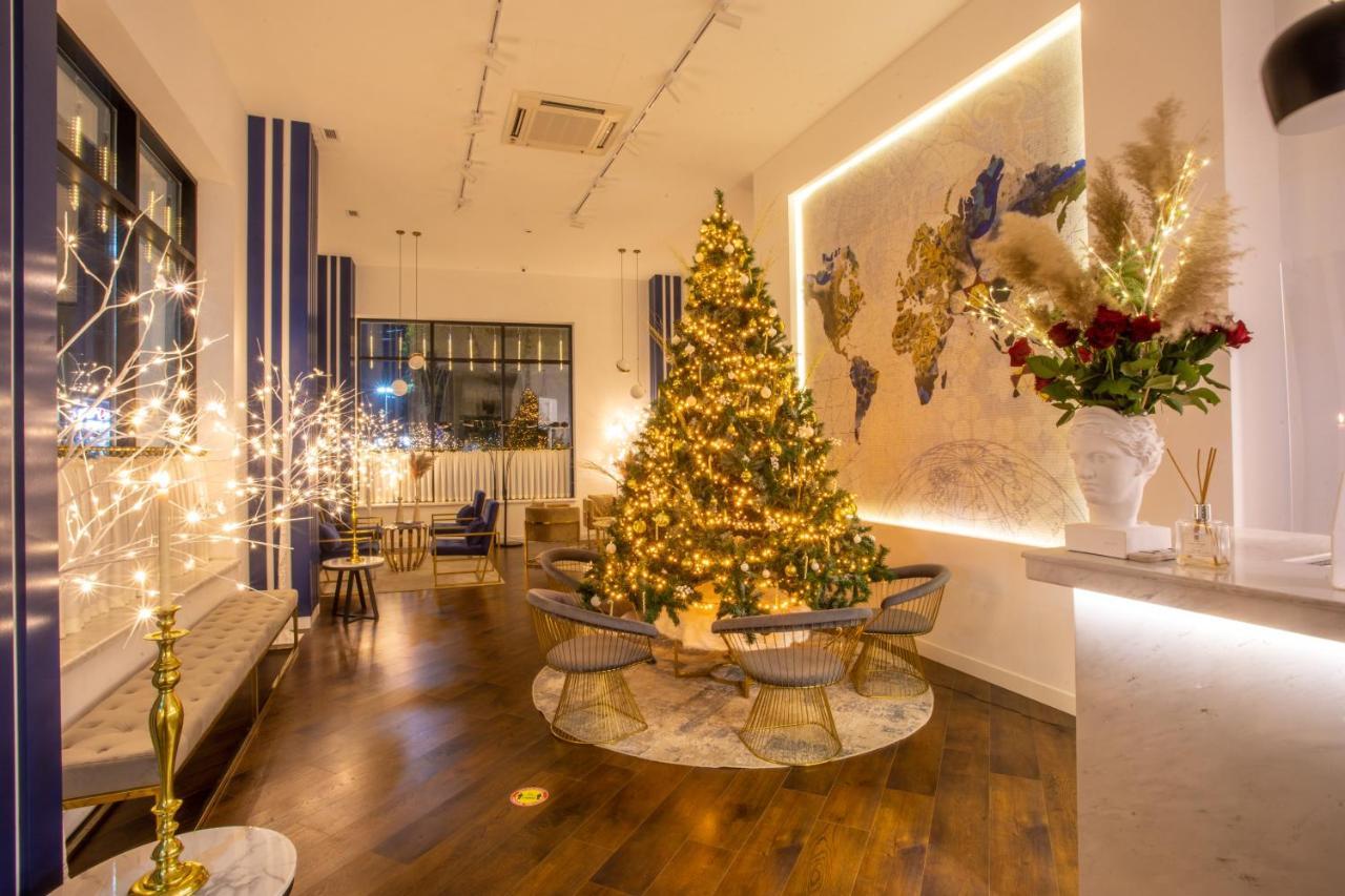 Newport Hotel クタイシ エクステリア 写真