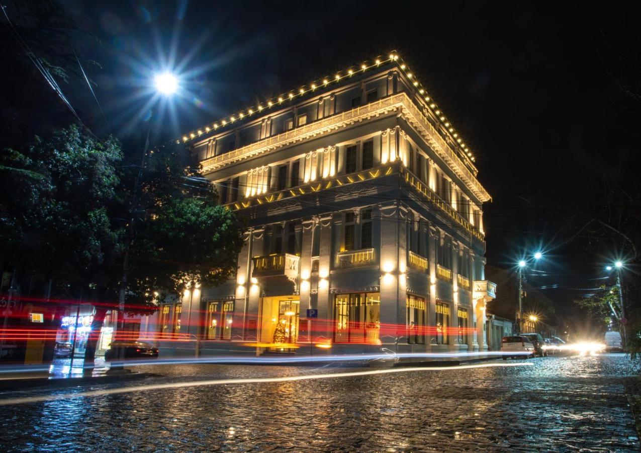 Newport Hotel クタイシ エクステリア 写真