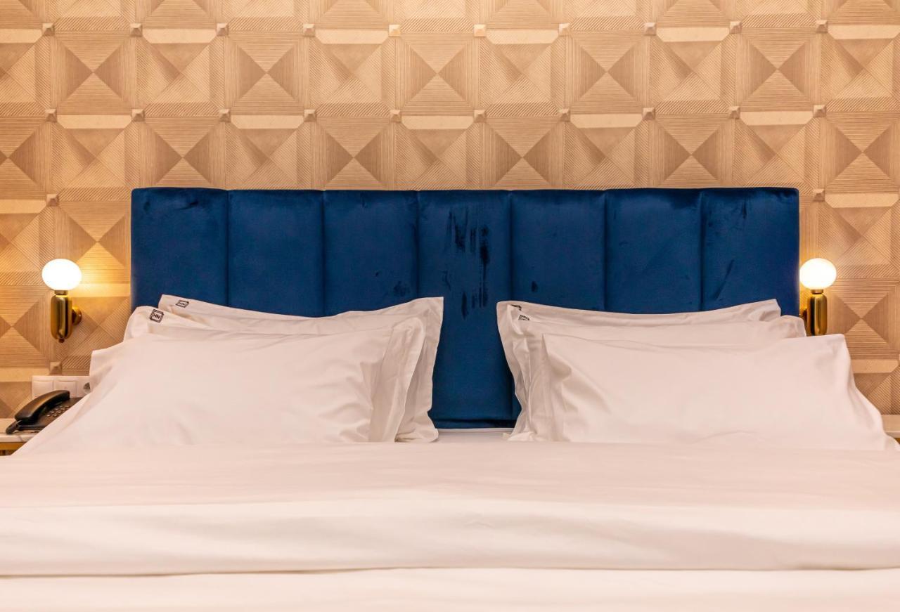 Newport Hotel クタイシ エクステリア 写真