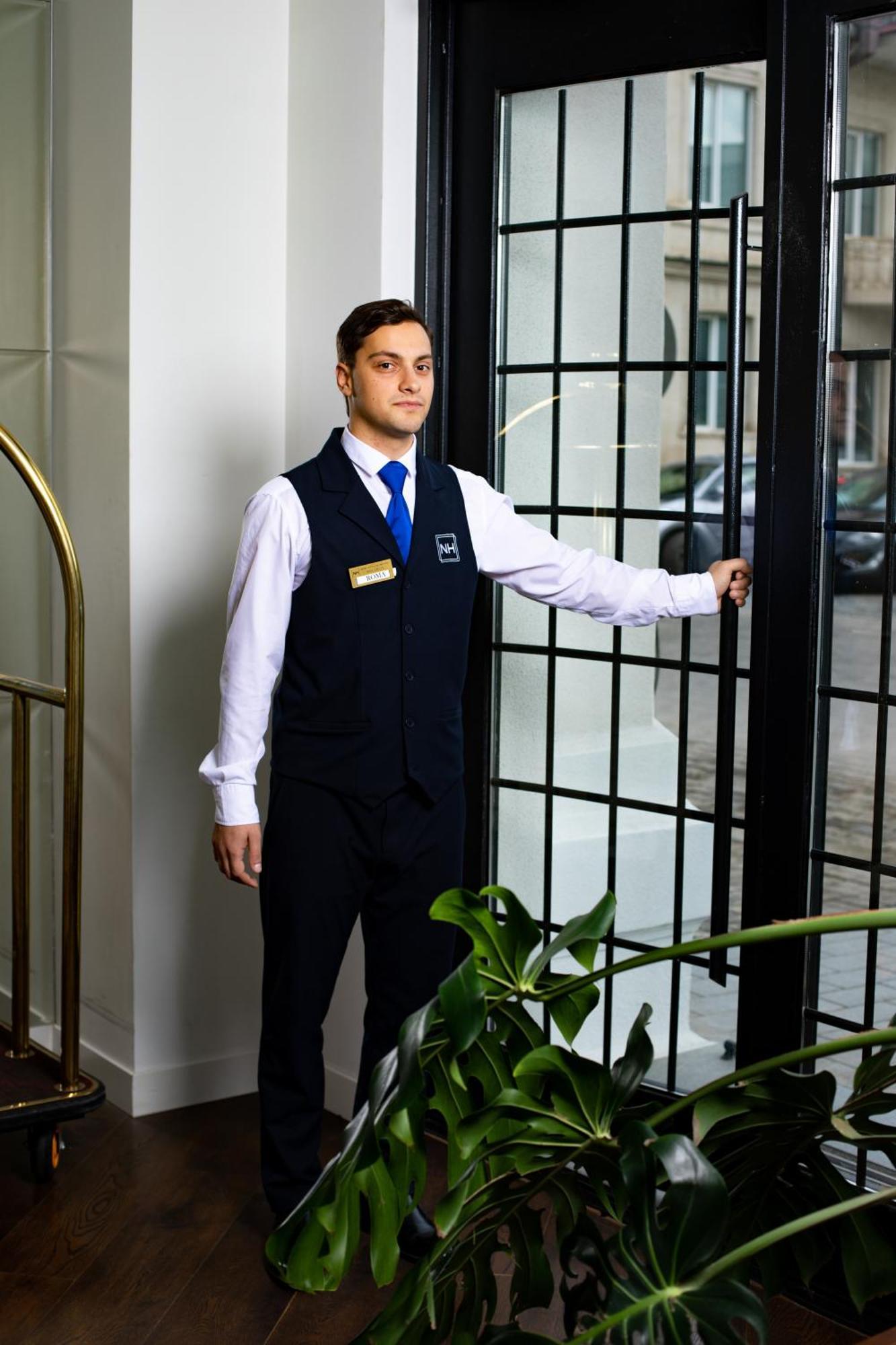 Newport Hotel クタイシ エクステリア 写真